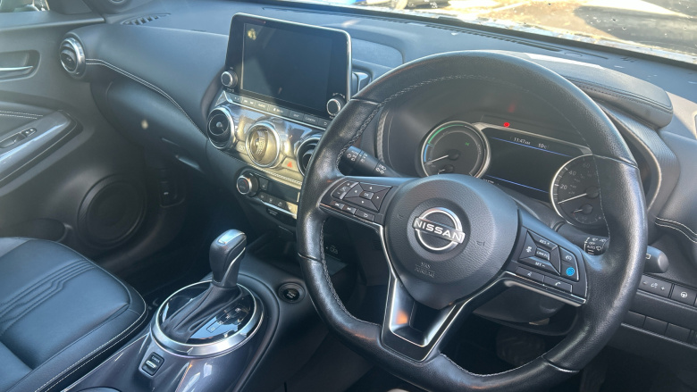 Nissan Juke 1.6 Hybrid Tekna 5dr Auto Hybrid Hatchback